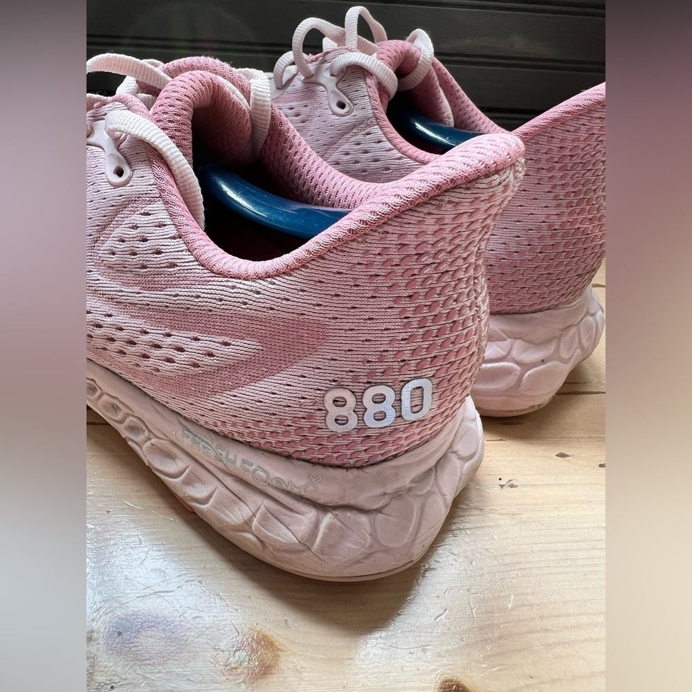 NEW BALANCE WOMEN'S FRESH FOAM X 880V13 Size 10 - Picture 4 of 7